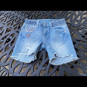 MISS ME SIZE 25 FLAG/STAR JEAN SHORTS NWT